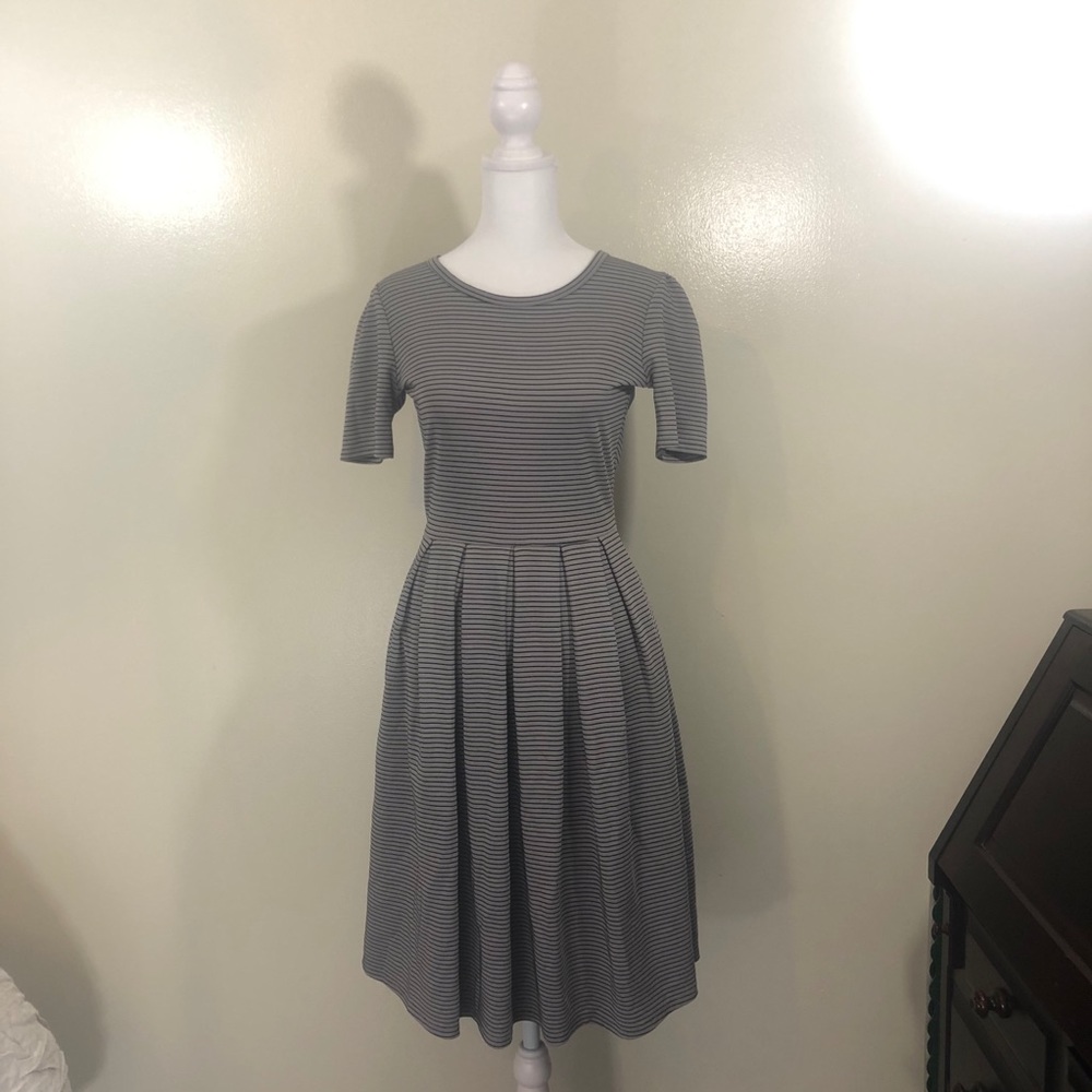 LuLaRoe Amelia Dress - Xtra Small